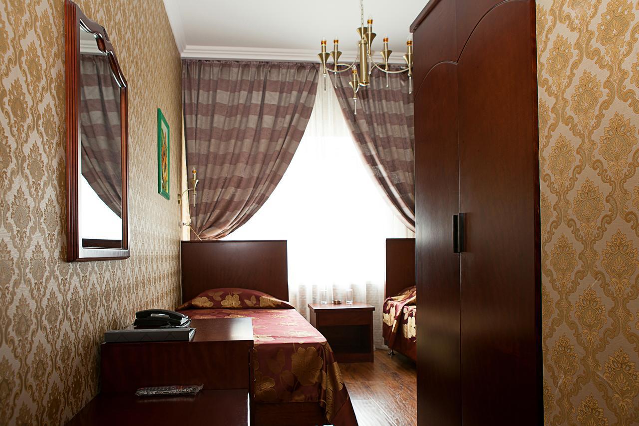 Hotel Topaz Astana Exterior photo