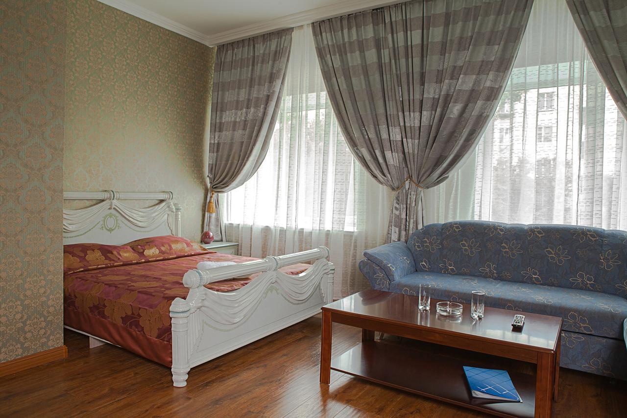 Hotel Topaz Astana Exterior photo