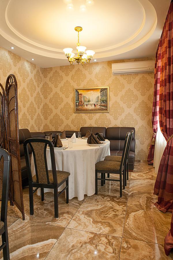 Hotel Topaz Astana Exterior photo